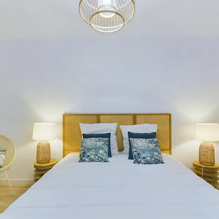 Apartment Vue Sur Et Plage, Pour 4 *