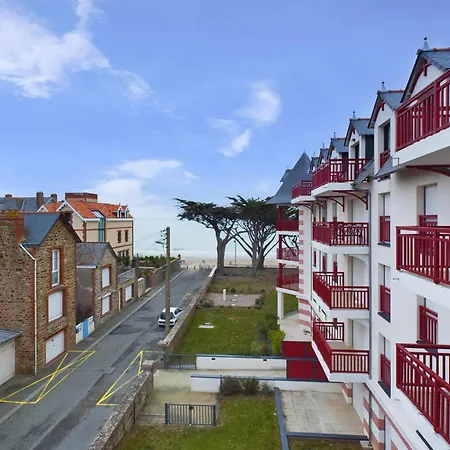 Apartment Vue Sur Et Plage, Pour 4