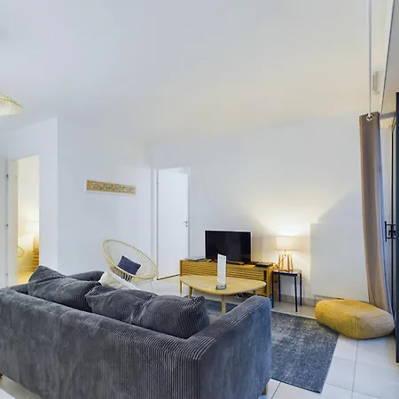 Apartment Vue Sur Et Plage, Pour 4